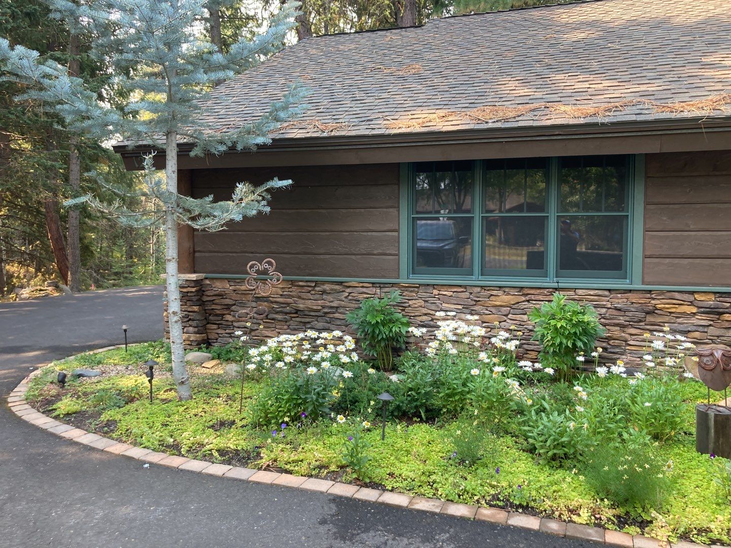 Two story new build gets a CertainTeed Landmark roof in Shenandoah  by ID Roofing LLC
