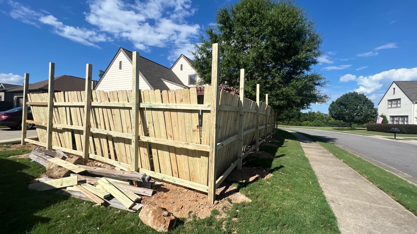 Chase Lake - Arched Shadowbox Fence by Pillar and Pine