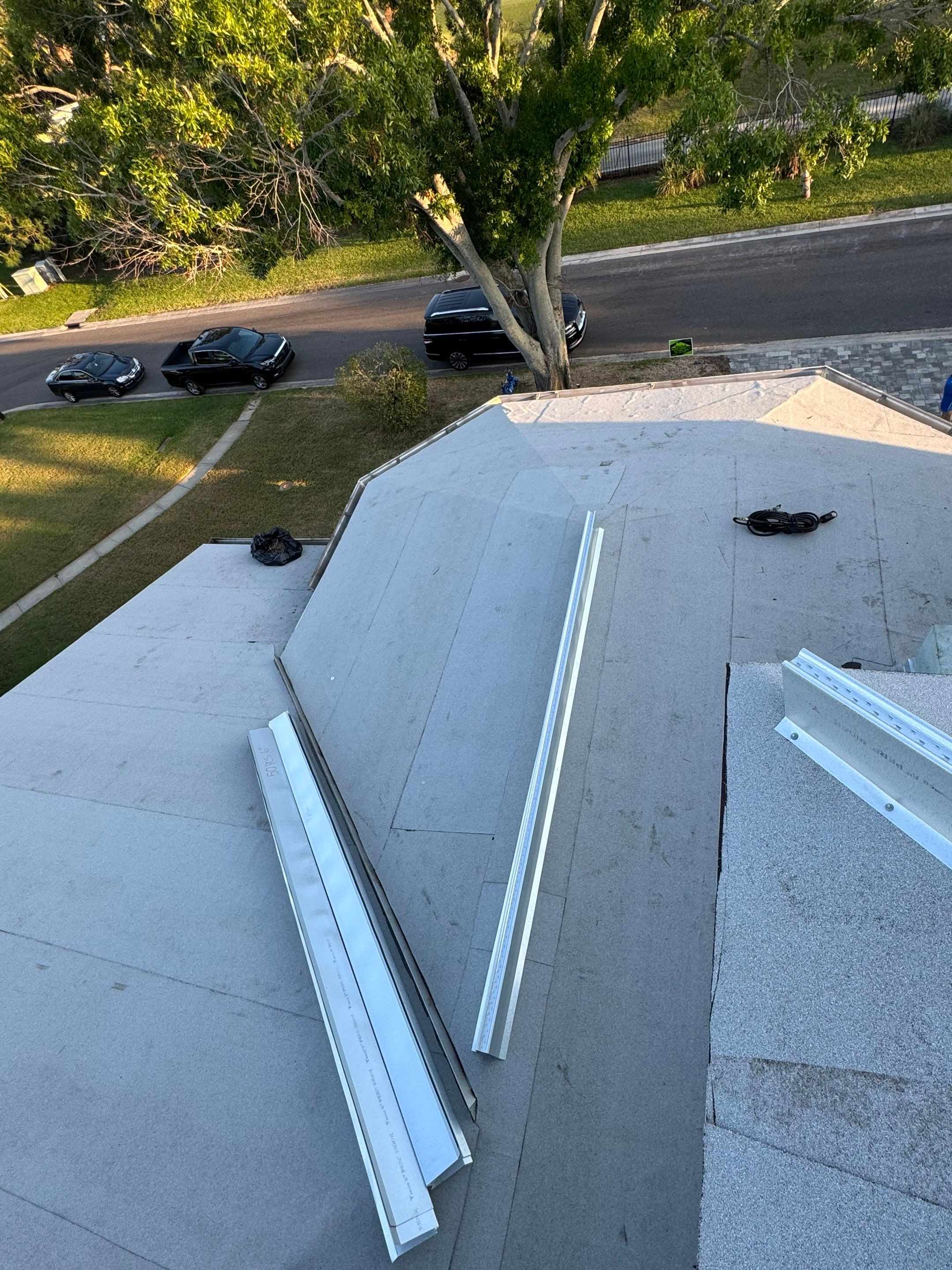 Project in St. Petersburg 33704 by Mitchell Roofing Company LLC 