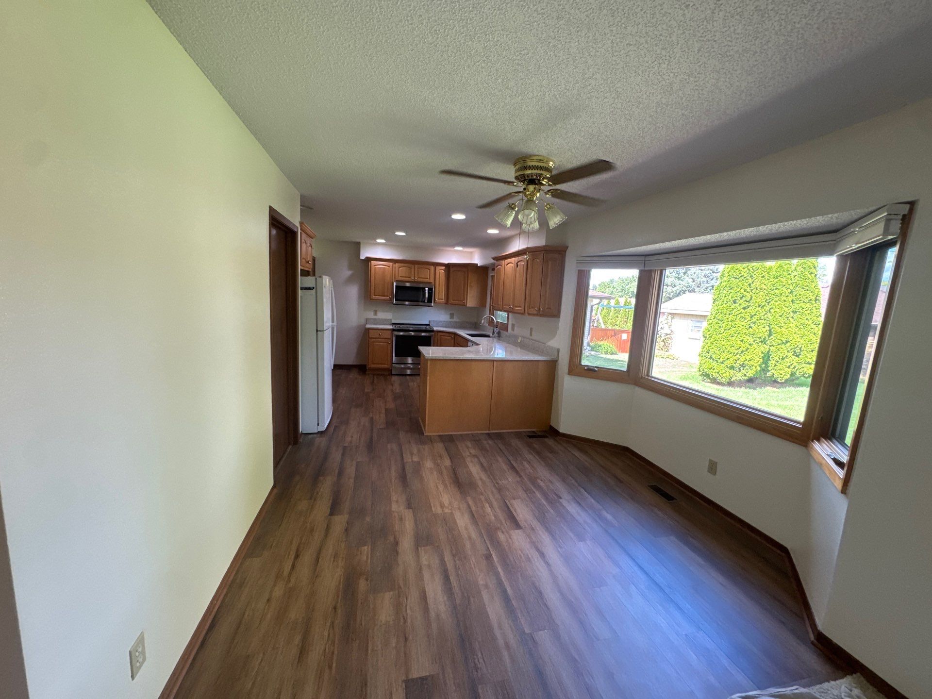 Residential Interior Repaint by Midwest Paint LLC