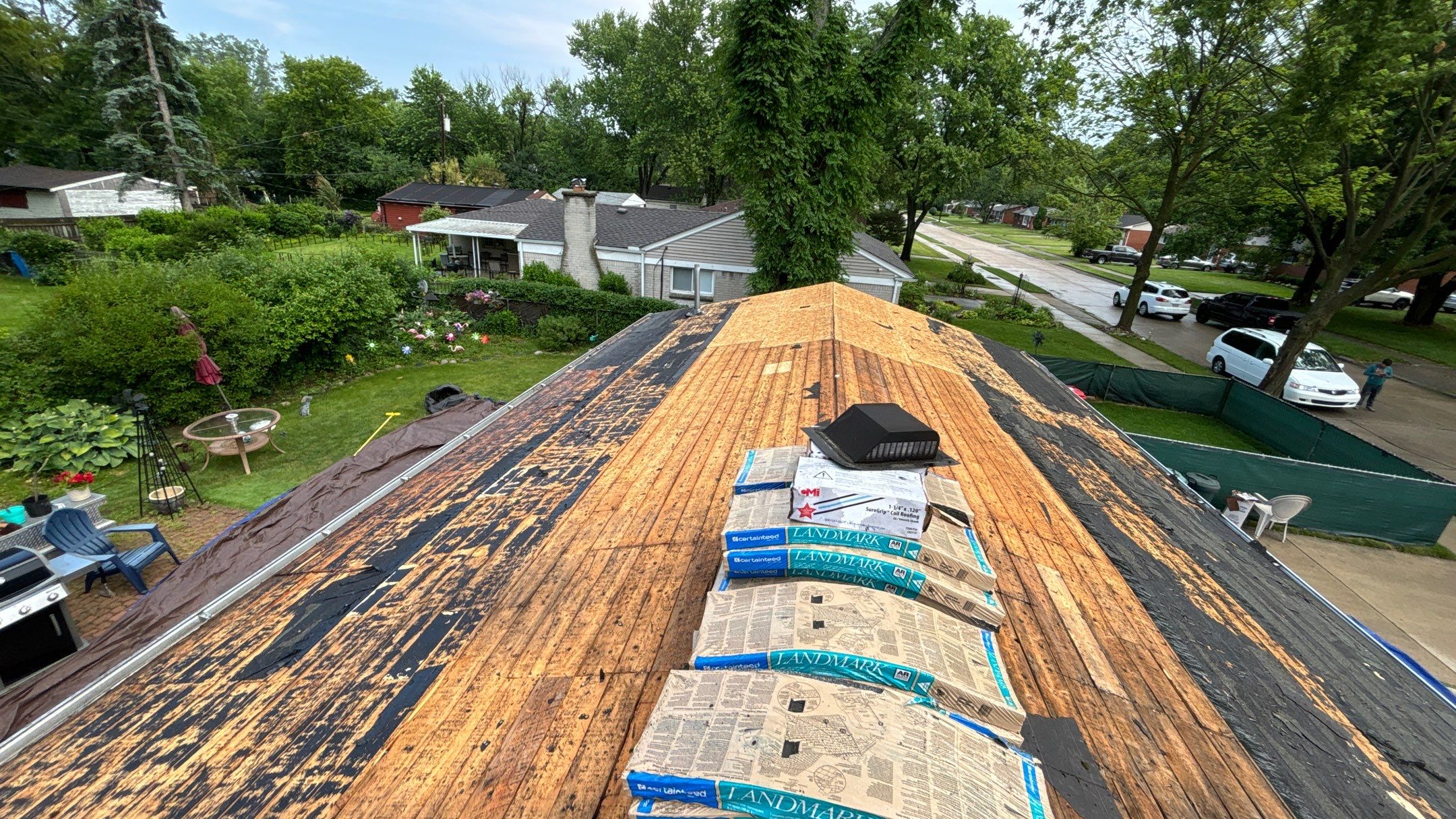 Roof Replacement using CertainTeed Landmark by 180 Contractors
