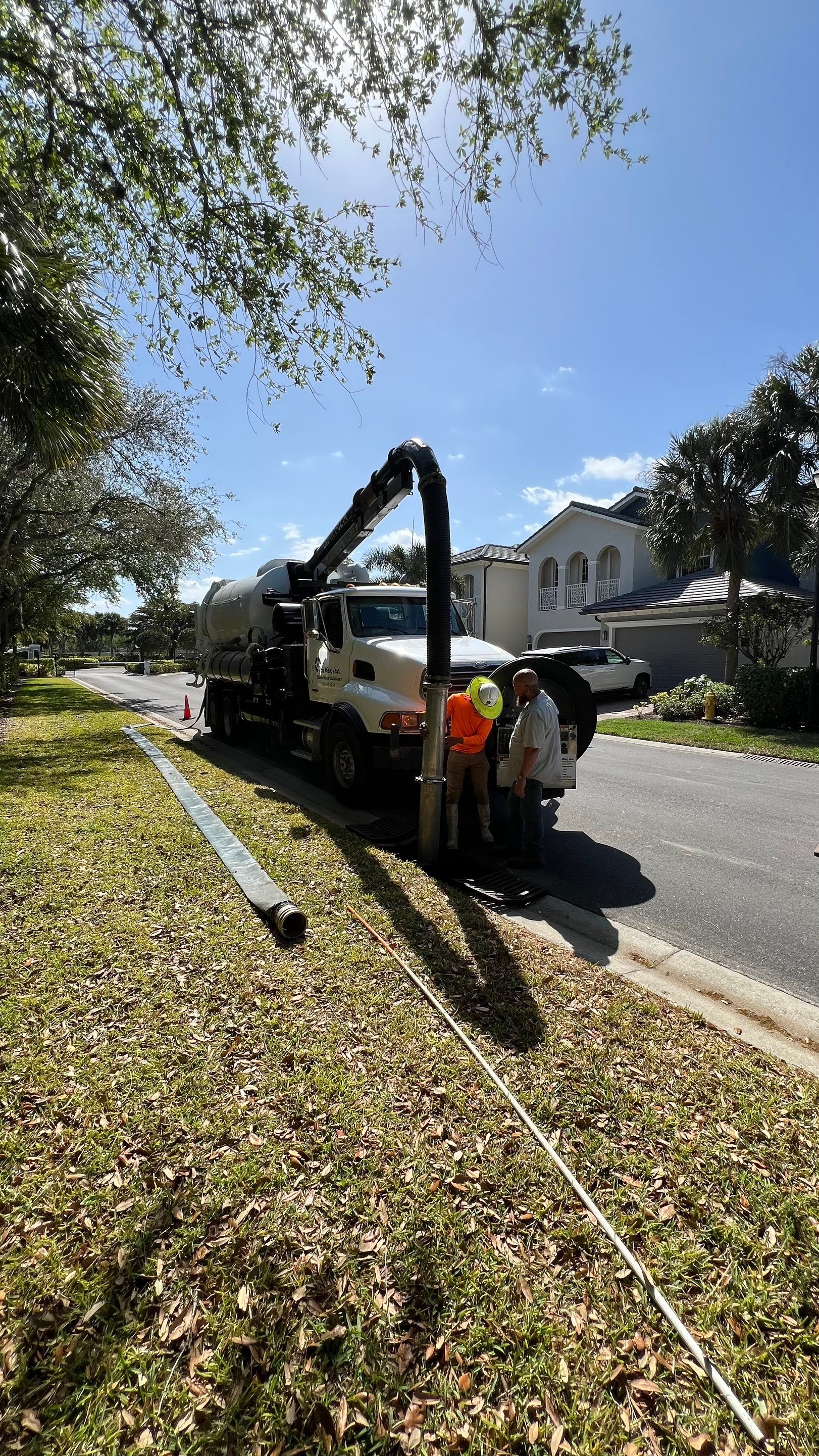 Estero Community Stormwater System Maintenance by APS Power & Water