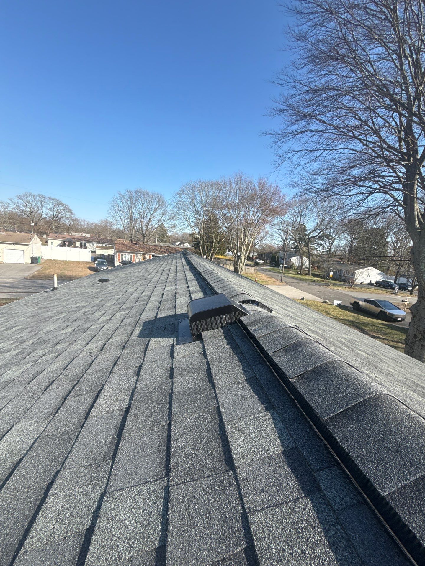 Full Roof Replacement in Warwick, RI – Owens Corning Duration, Estate Gray by JOHNNYS PRO