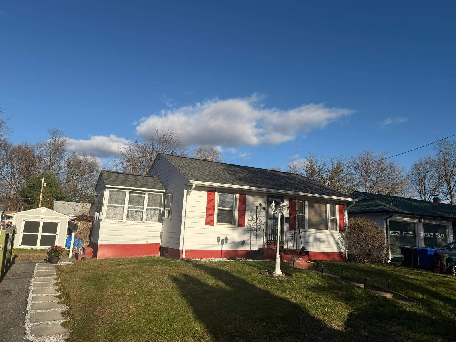 Two-Layer Tear-Off & Full Roof Replacement in Gloucester, MA – Owens Corning Duration, Onyx Black by JOHNNYS PRO
