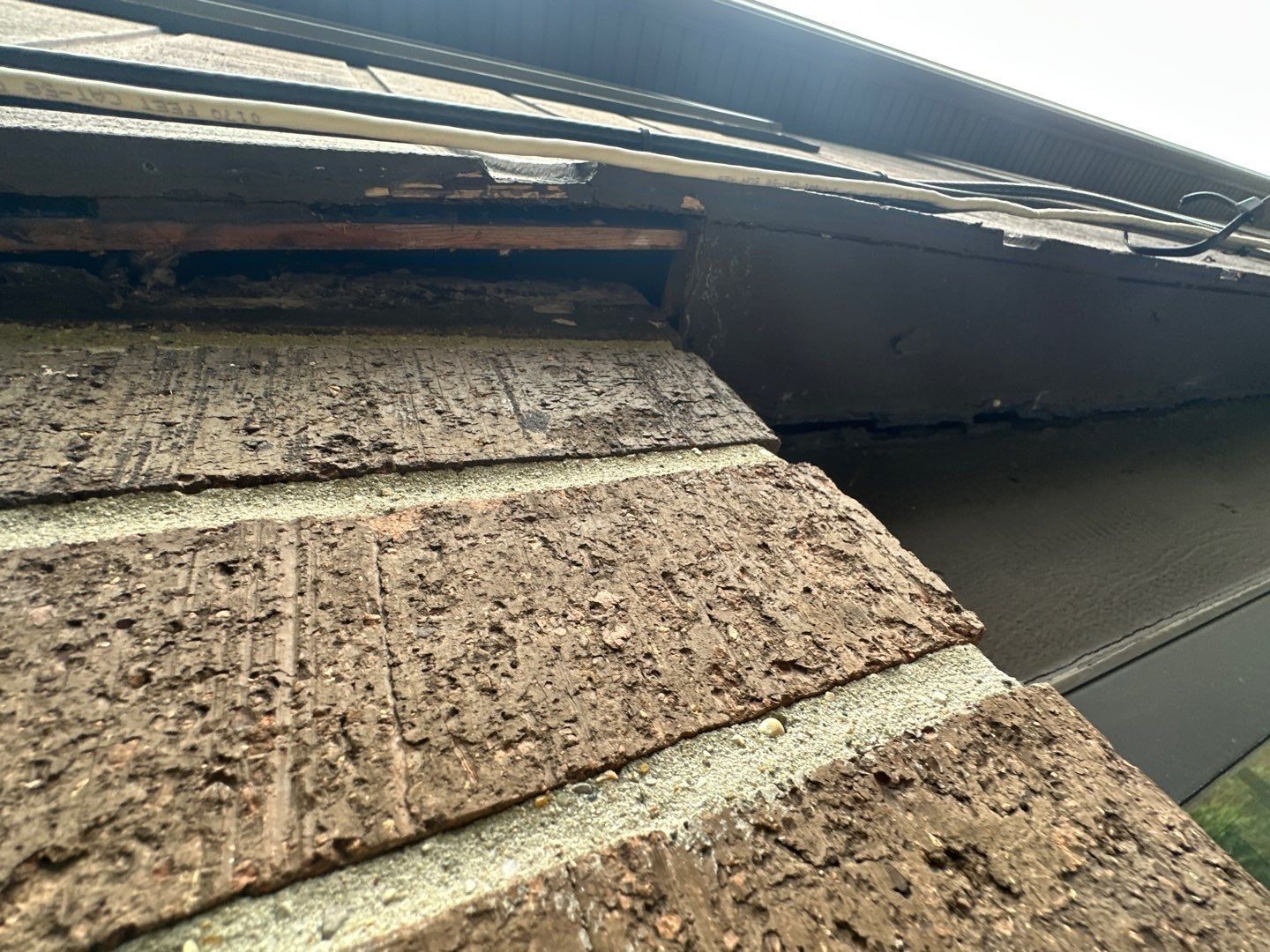Siding Installation using Ascend 7" Composite Flagship Brown by 180 Contractors