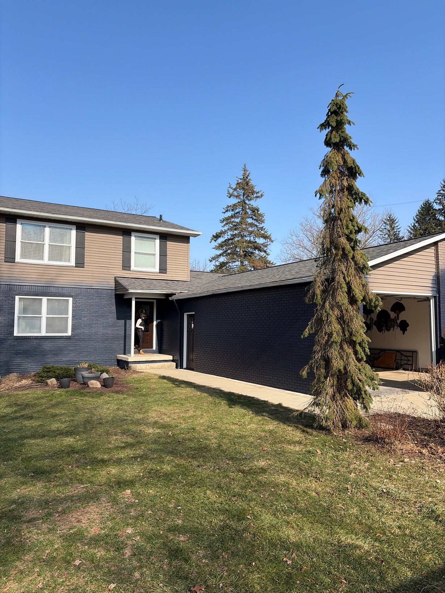 Siding Replacement using Alside Charter Oak D4.5" by 180 Contractors