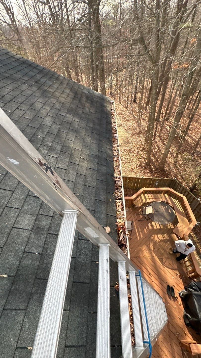 Alexandria CertainTeed Landmark Pro Roof in Max Def Pewterwood  by RM Banning, Inc.