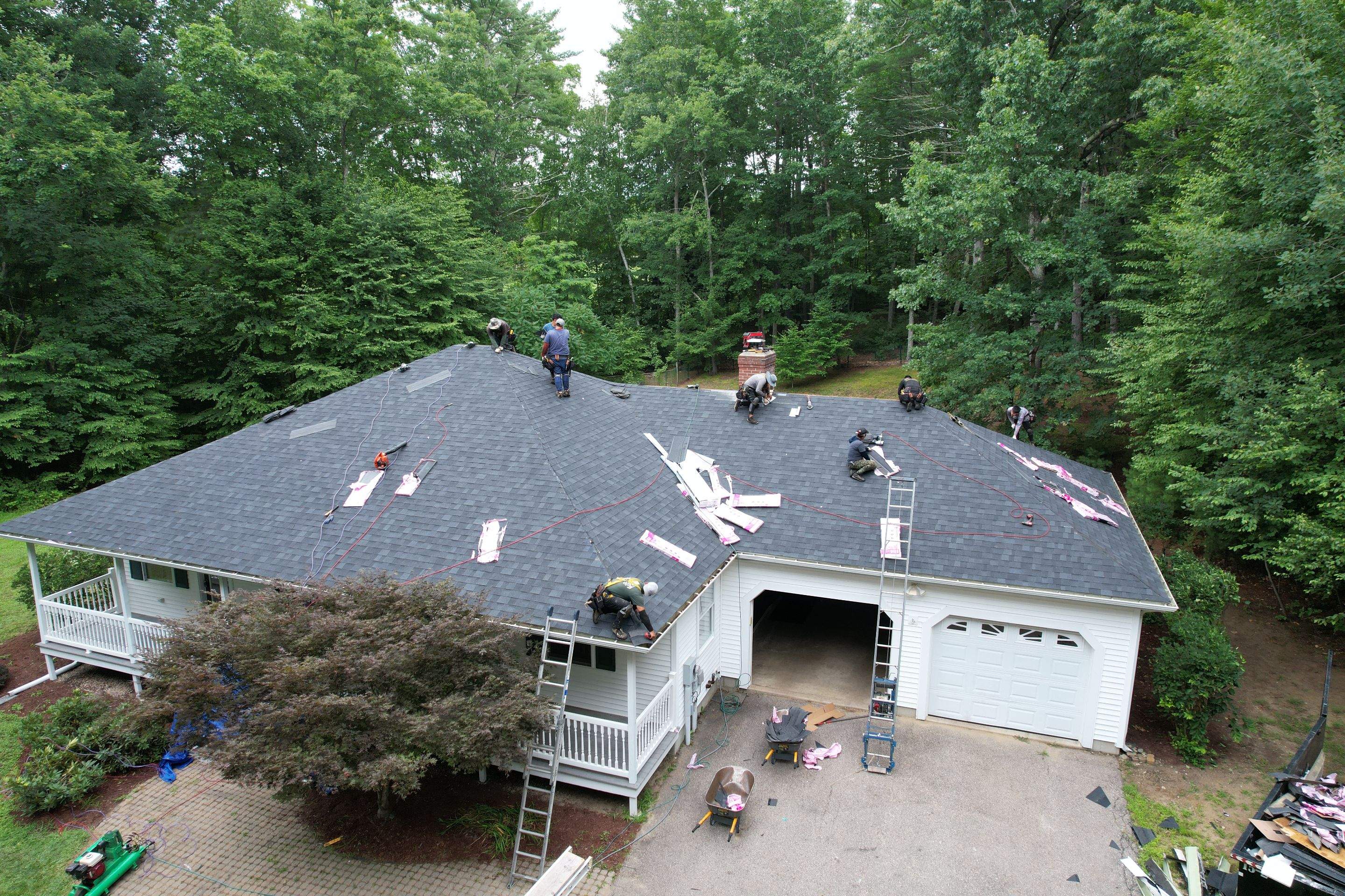 Roofing in Beautiful Lee New Hampshire by Tall pine roofing