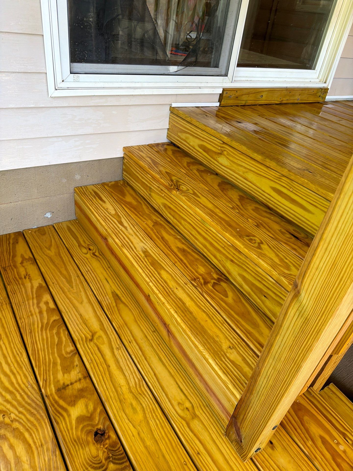 Deck using Wood Sealant by DuraSeal