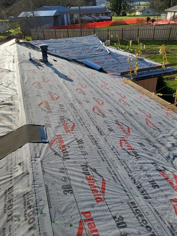 Residential Re-Roof in Lebanon Oregon by Orezona Building & Roofing Company, Inc.