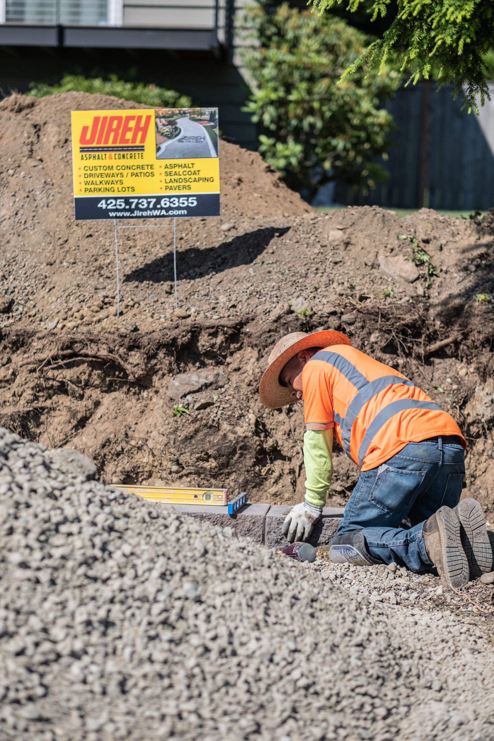 Justin | Retaining Wall, Landscape Project  by Jireh Asphalt & Concrete Inc 