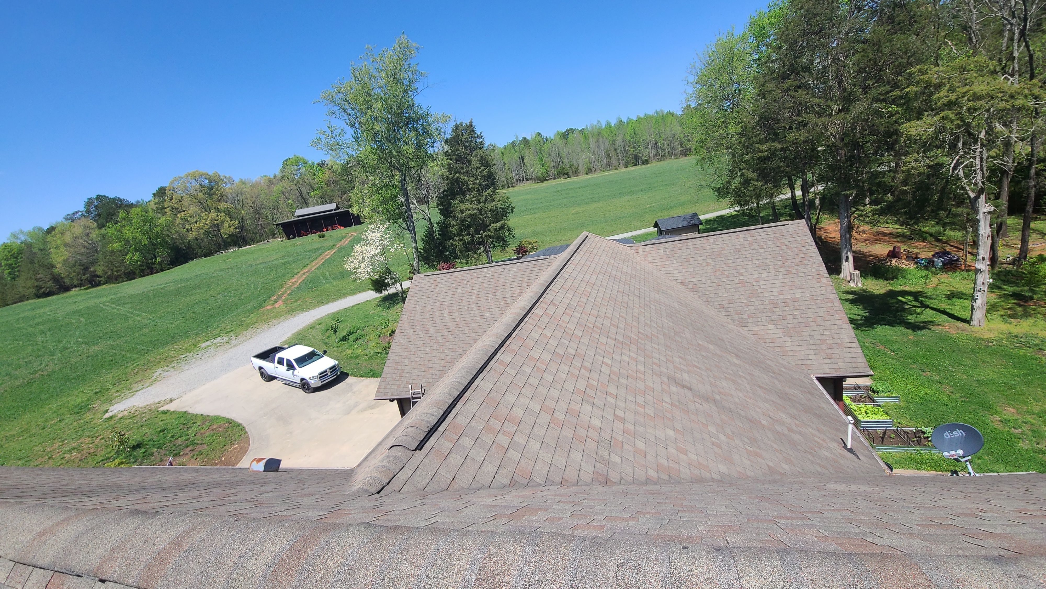 Tony's roof by BROCK BUILDERS 