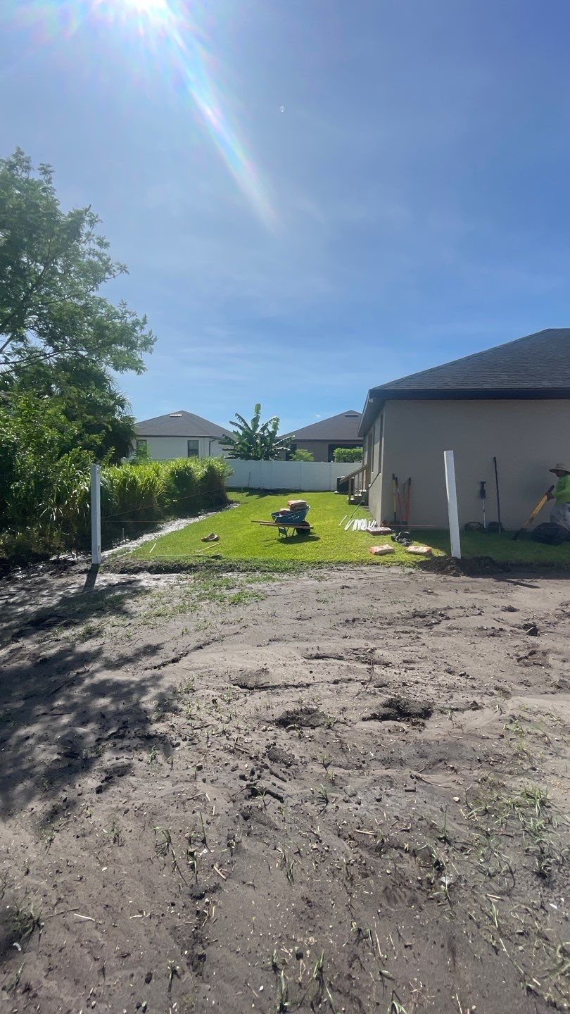 Parrish, FL 6ft. Tall White Vinyl Privacy Fence by Asap fence and gates, LLC