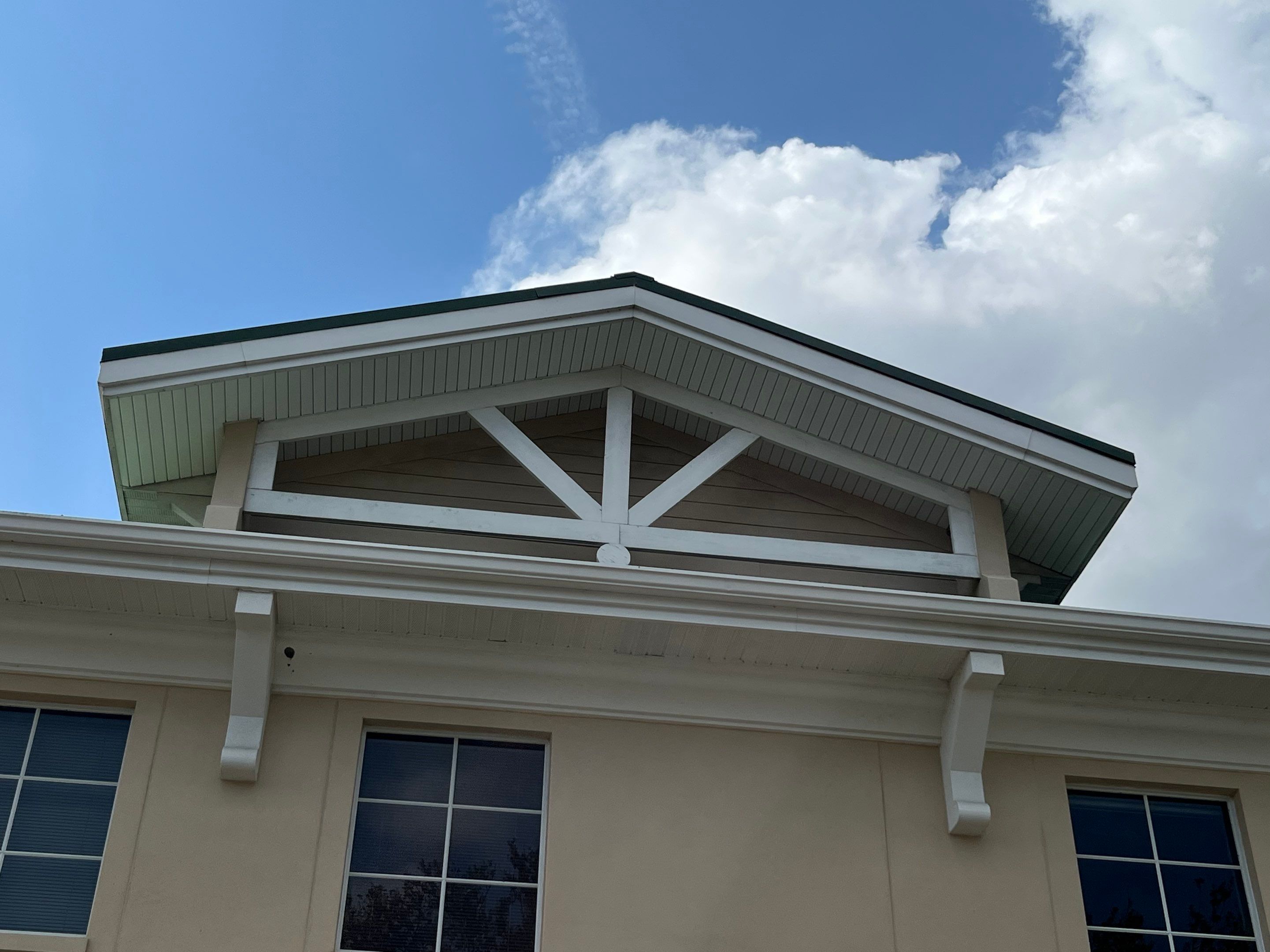 Soffit and Fascia Repair in Sarasota FL by Gutter Professors