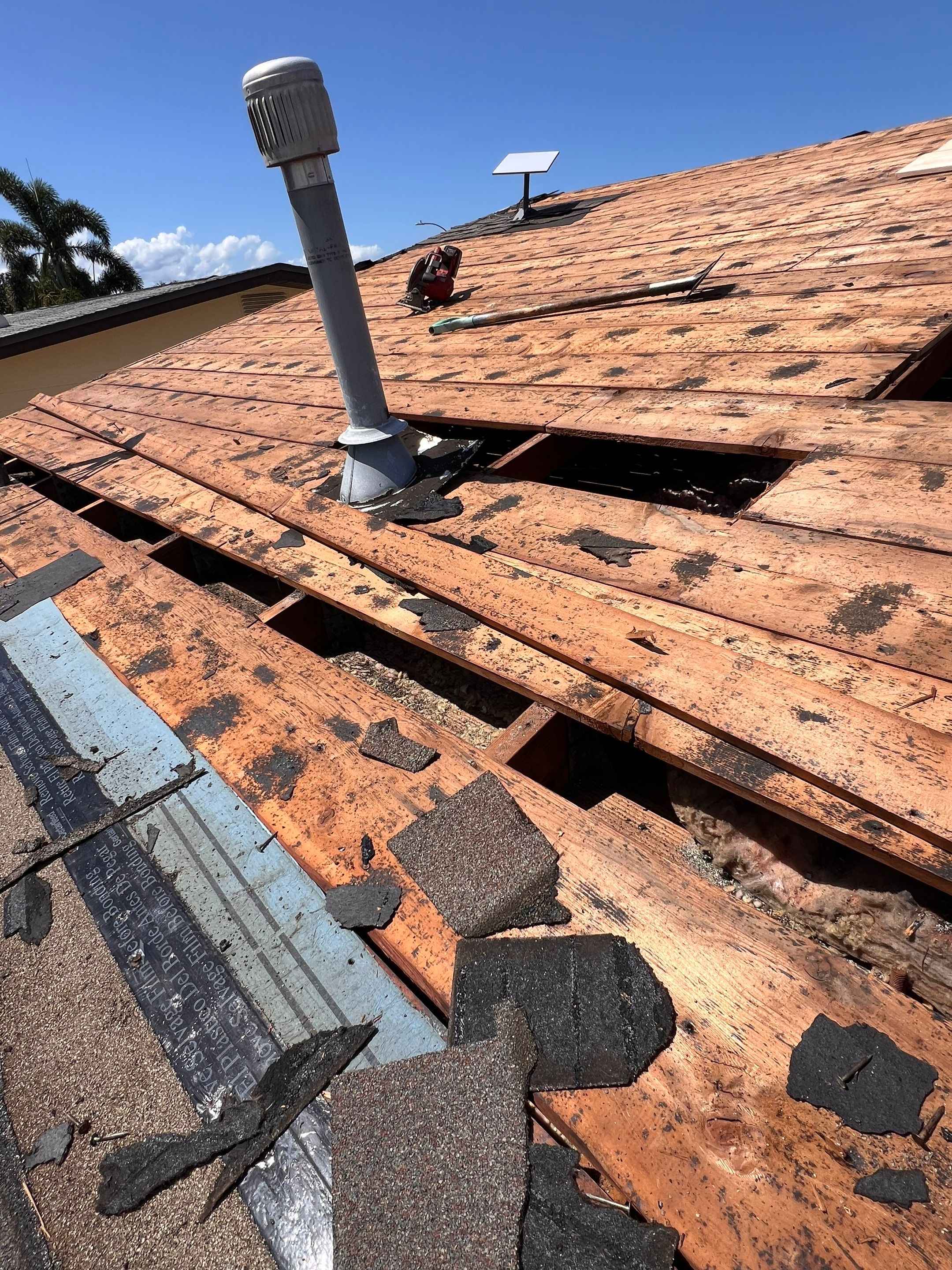 Project in St. Petersburg 33711 by Mitchell Roofing Company LLC 