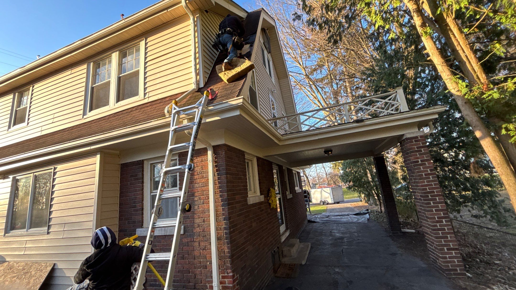 Roof Replacement using Owens Corning Summer Harvest by 180 Contractors