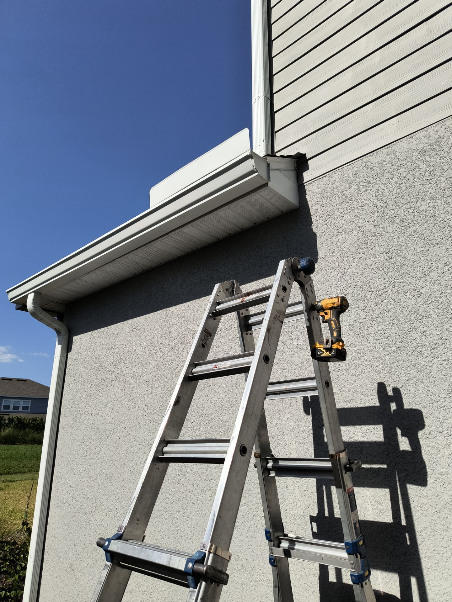 6 Inch Seamless Gutters using 6 Inch Seamless Gutters in Sarasota FL by Gutter Professors