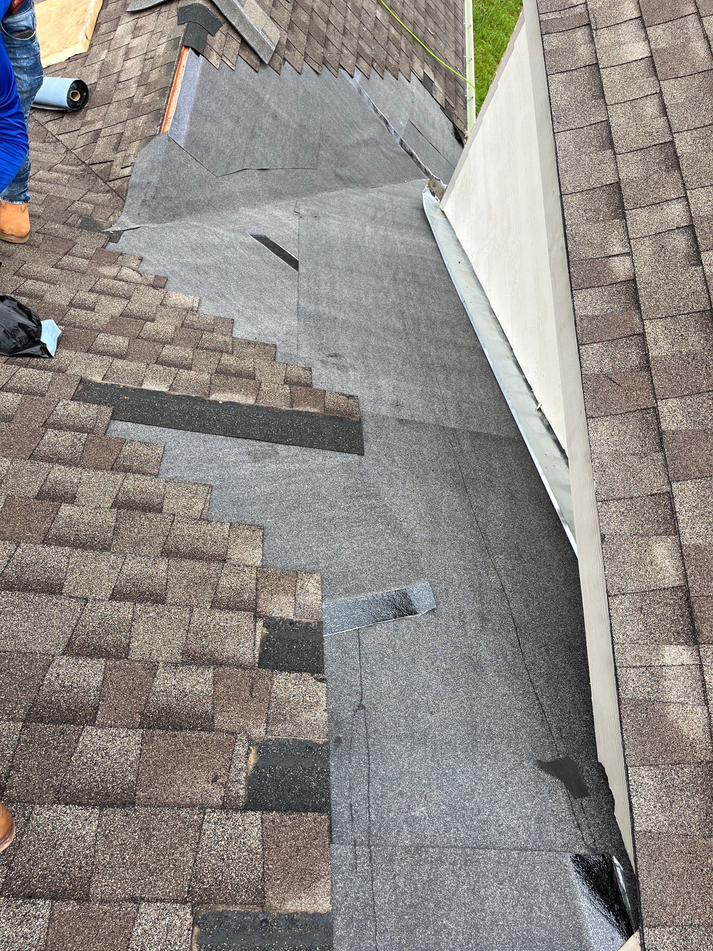 Residential Roofing Repair using Owen's Corning Duration (Lifetime) Shingles by Roof Repair Company