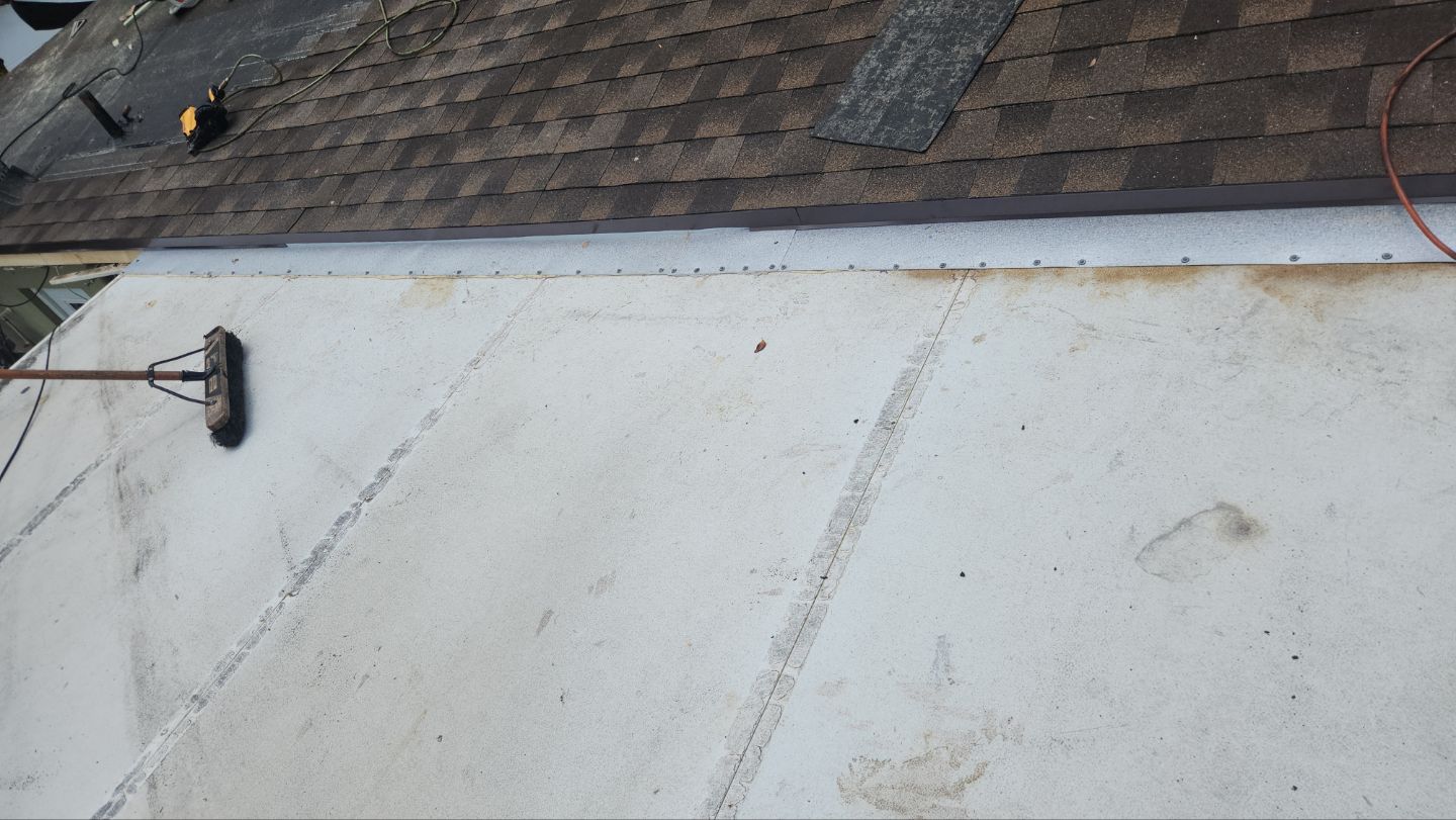 Project in St. Petersburg 33710 by Mitchell Roofing Company LLC 