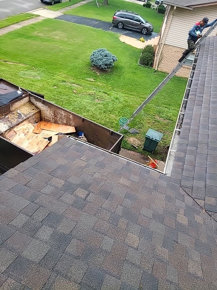 Alexandria: CertainTeed Landmark Pro Architectural Shingles in Max Def Shenandoah by RM Banning, Inc.