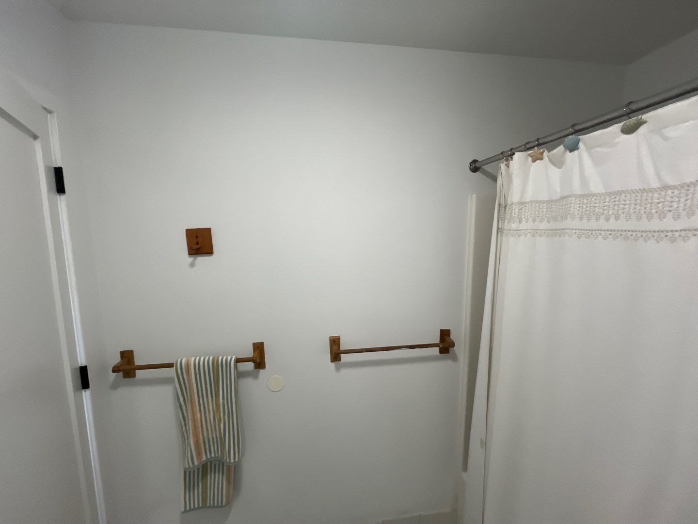 Strathmere Upper Township,NJ by Reylar Custom Painting LLC