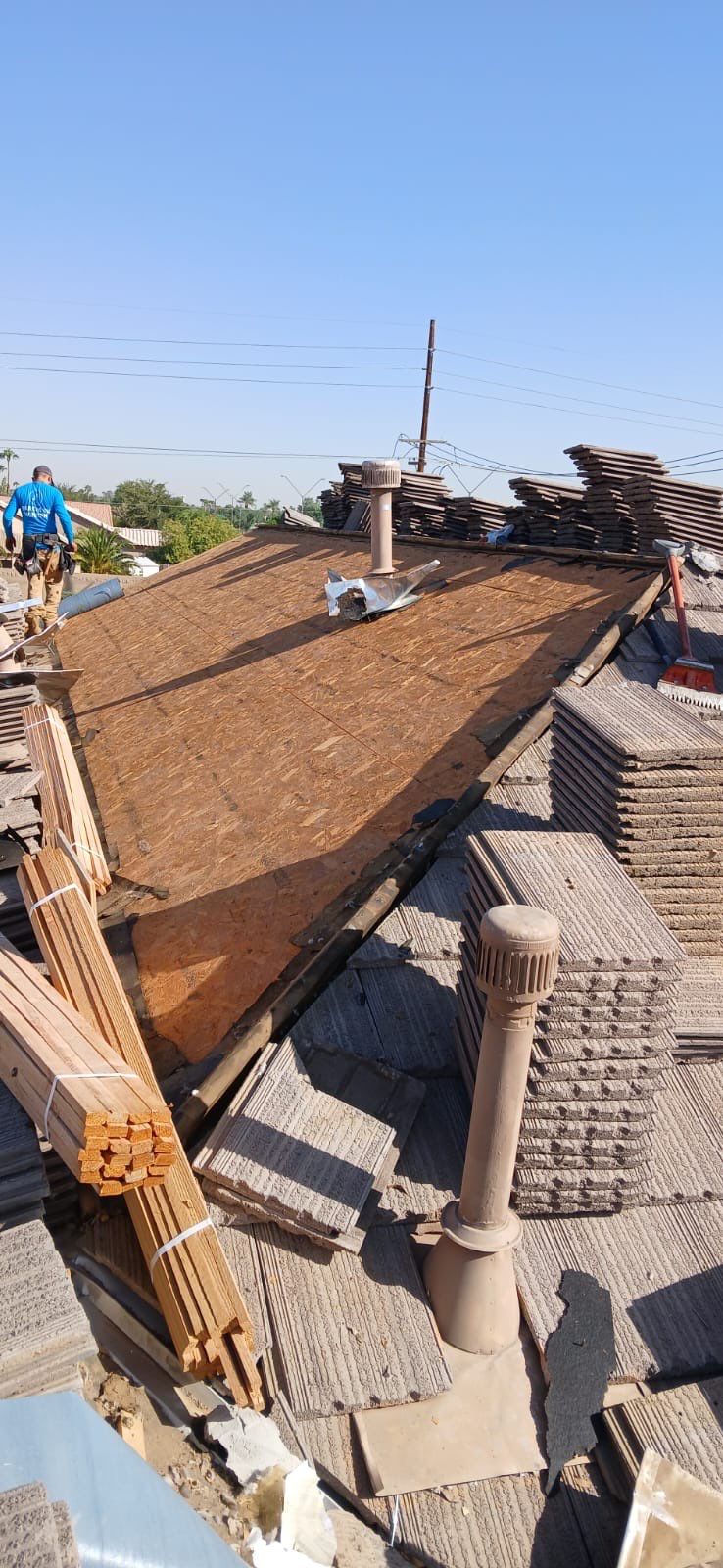 Antique Sand Concrete Tile by Reimagine Roofing