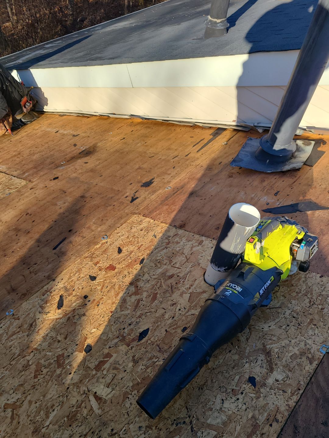 Alexandria CertainTeed Landmark Pro Roof in Max Def Pewterwood  by RM Banning, Inc.