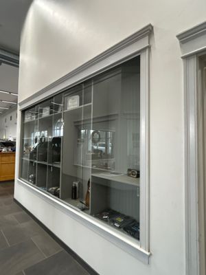 Display Case using Tempered Glass