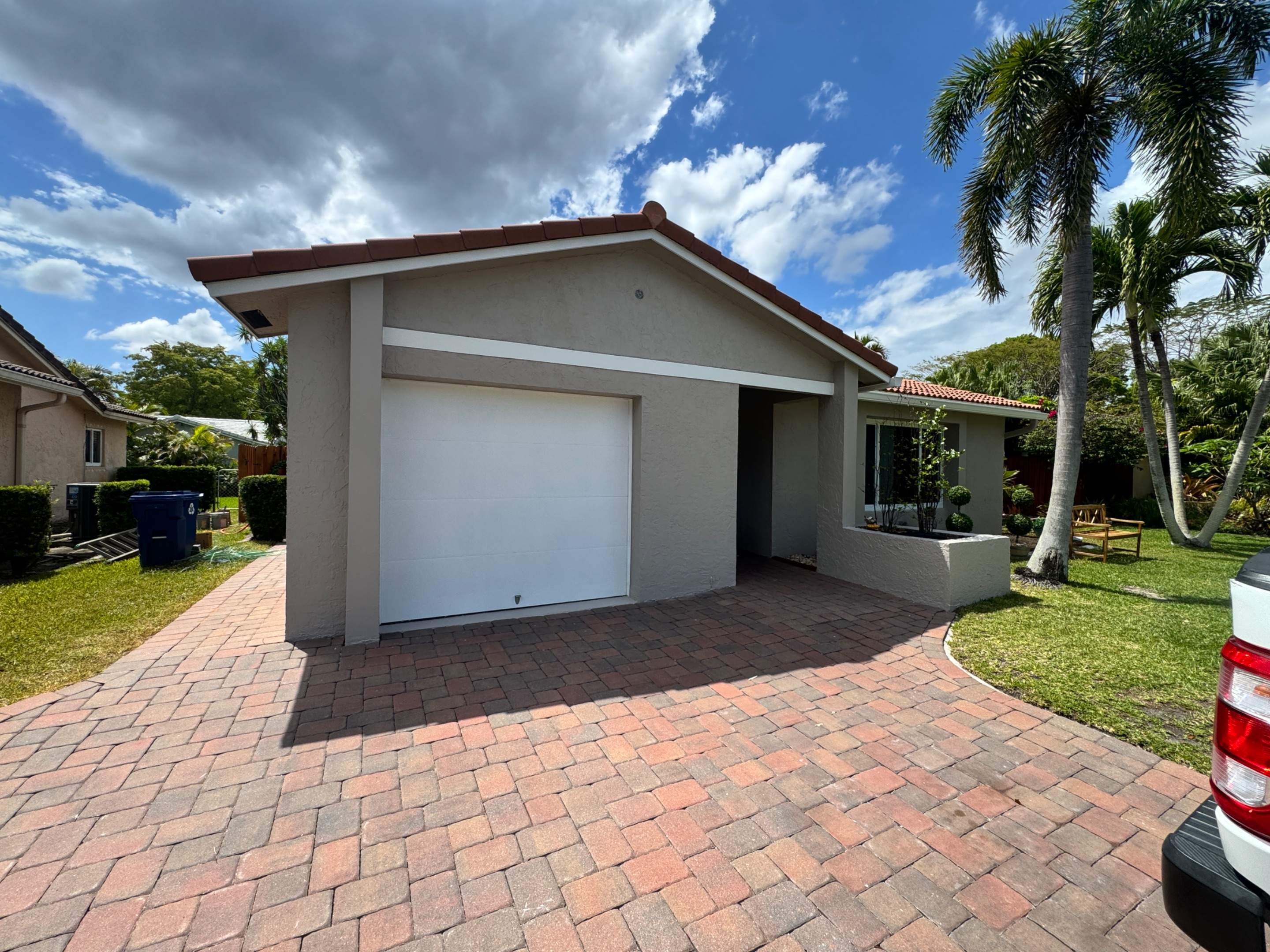 Exterior Painting Coral Springs 33065 by BKB Pressure Cleaning LLC