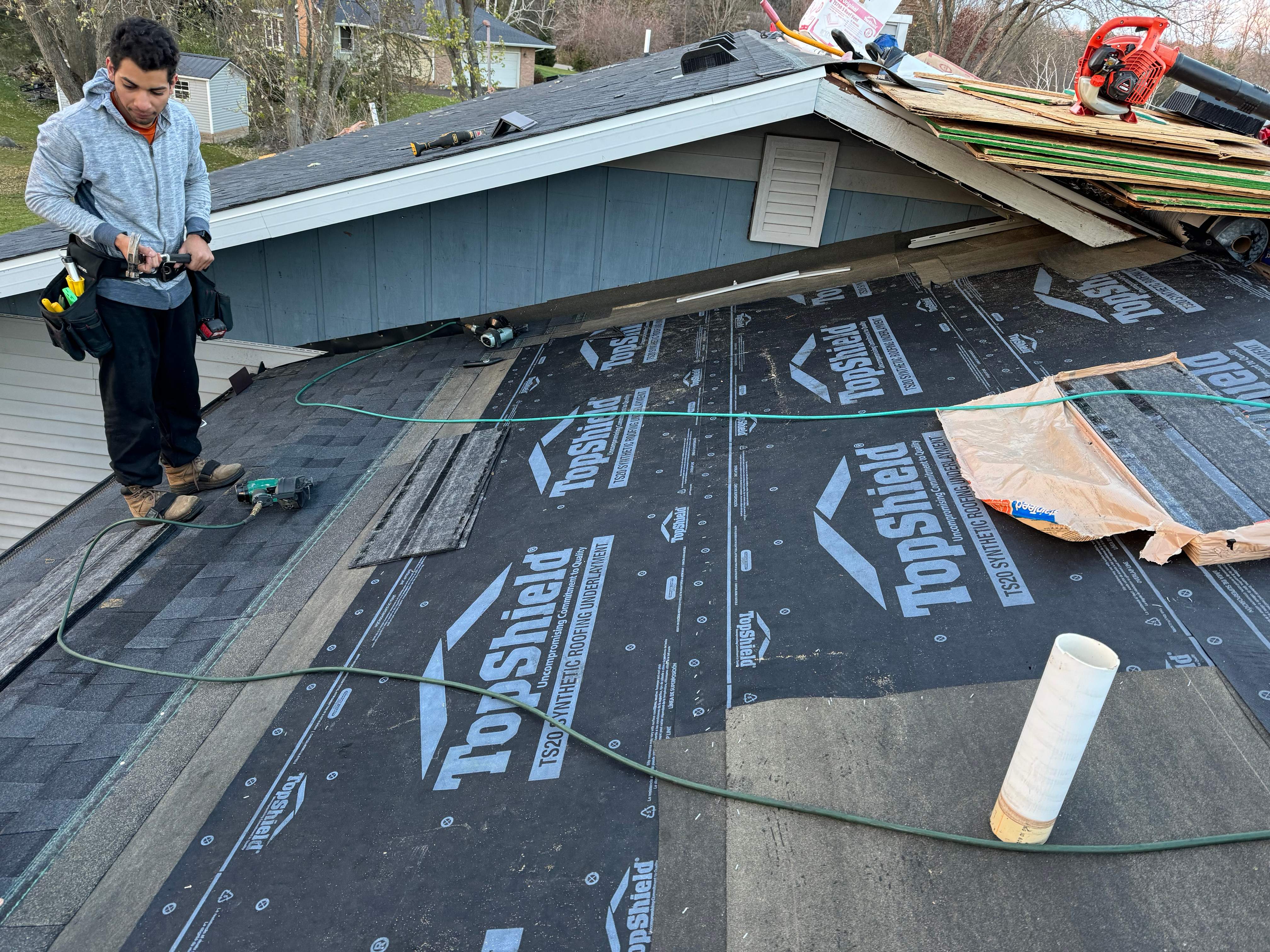 Residential Roofing Installation using Certainteed Landmark ClimateFlex by GRACCO
