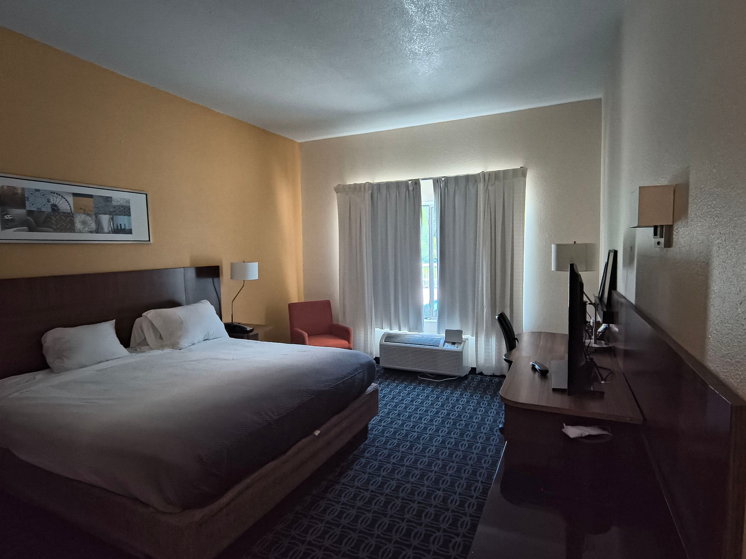 Macon Hotel by Swift Signings and Services LLC