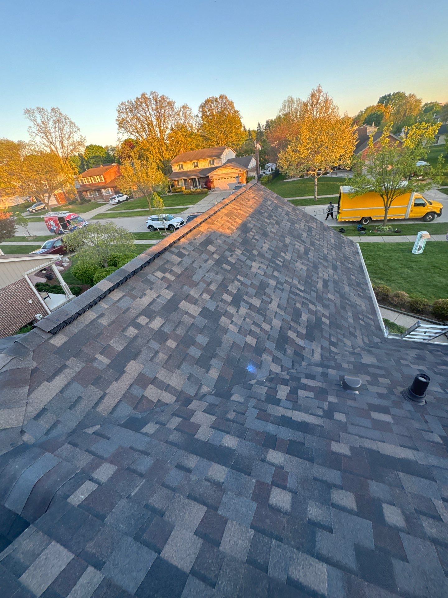 Roof Replacement using Owens Corning Duration by 180 Contractors