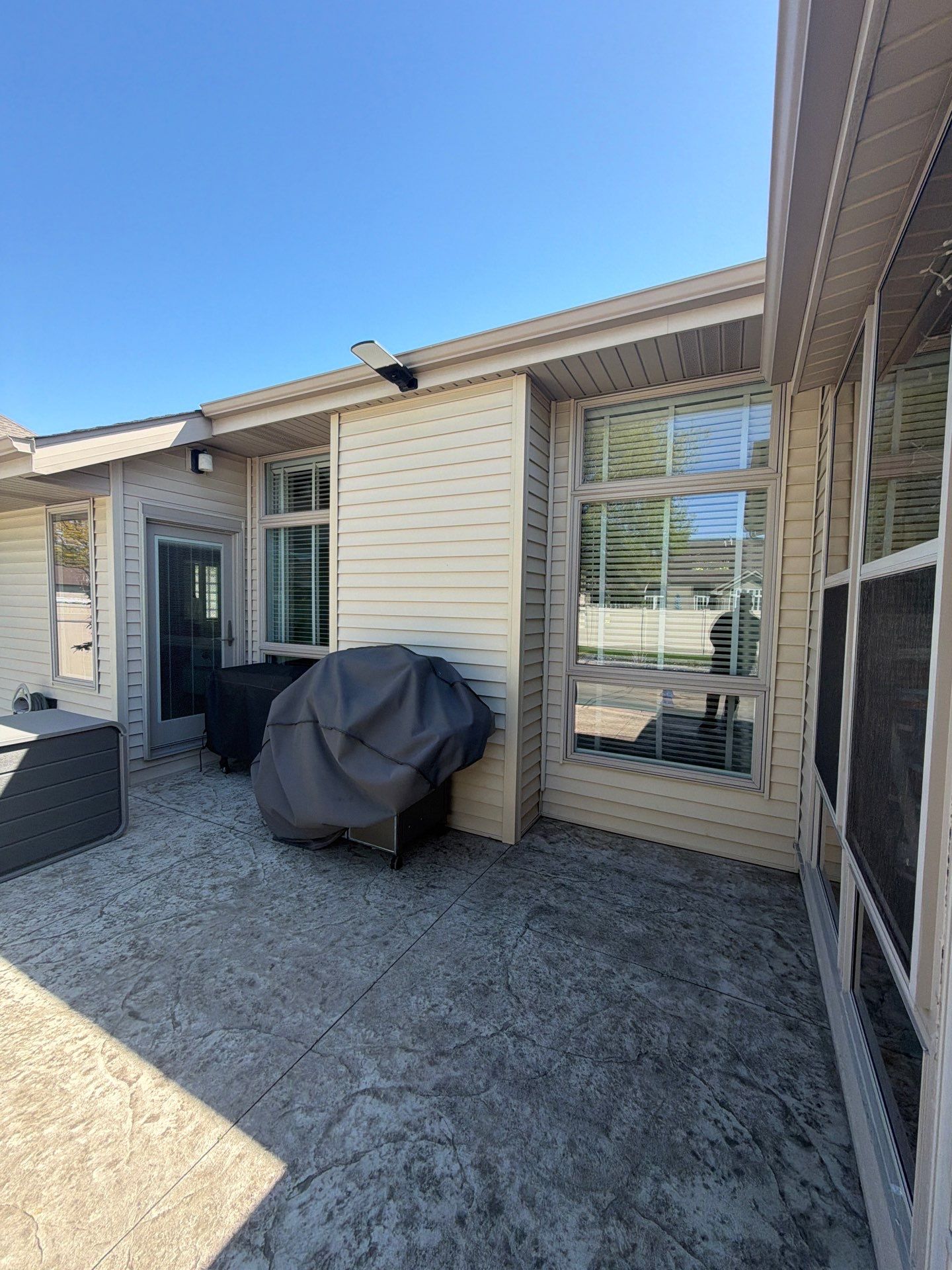 Siding, gutters, soffit & fascia replacement by Optimal Home Improvement 