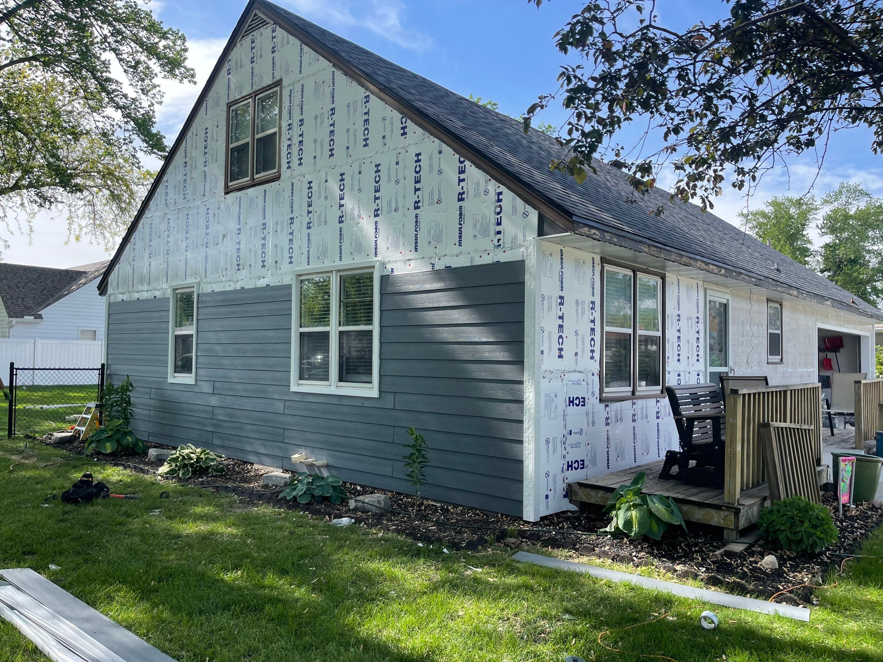 James Hardie by Lightning Exteriors