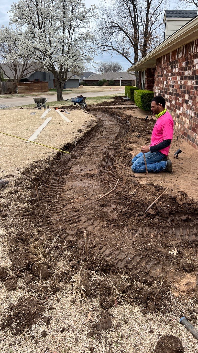 Concrete sidewalk using Concrete by Clays Services Inc