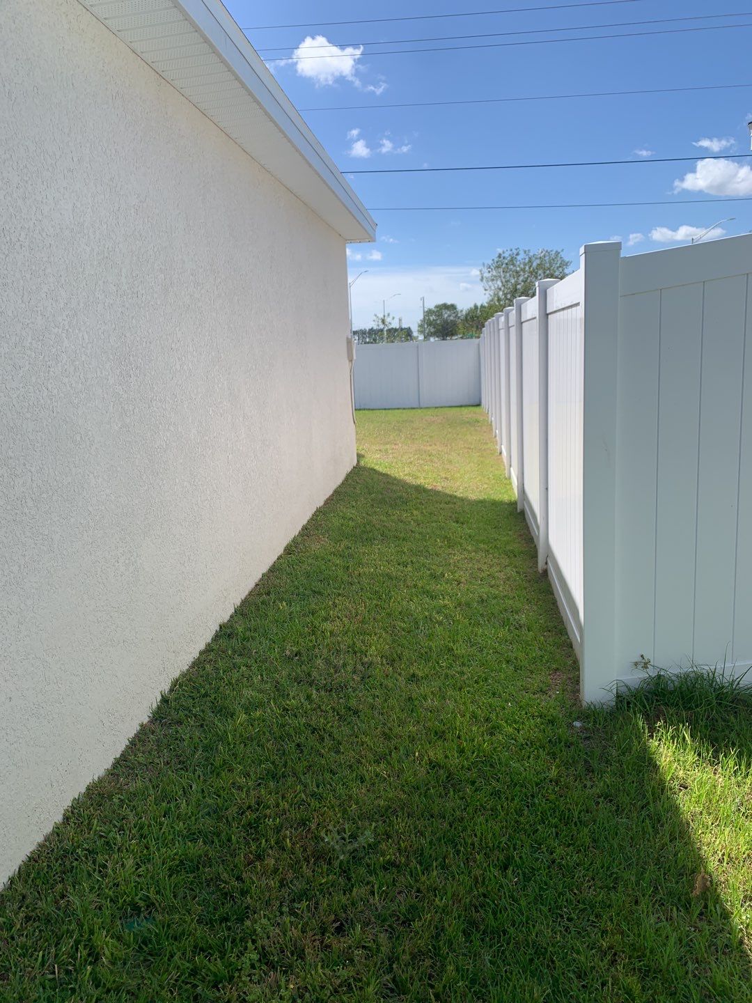 Ruskin, FL 6ft. White Vinyl Privacy Fence by Asap fence and gates, LLC