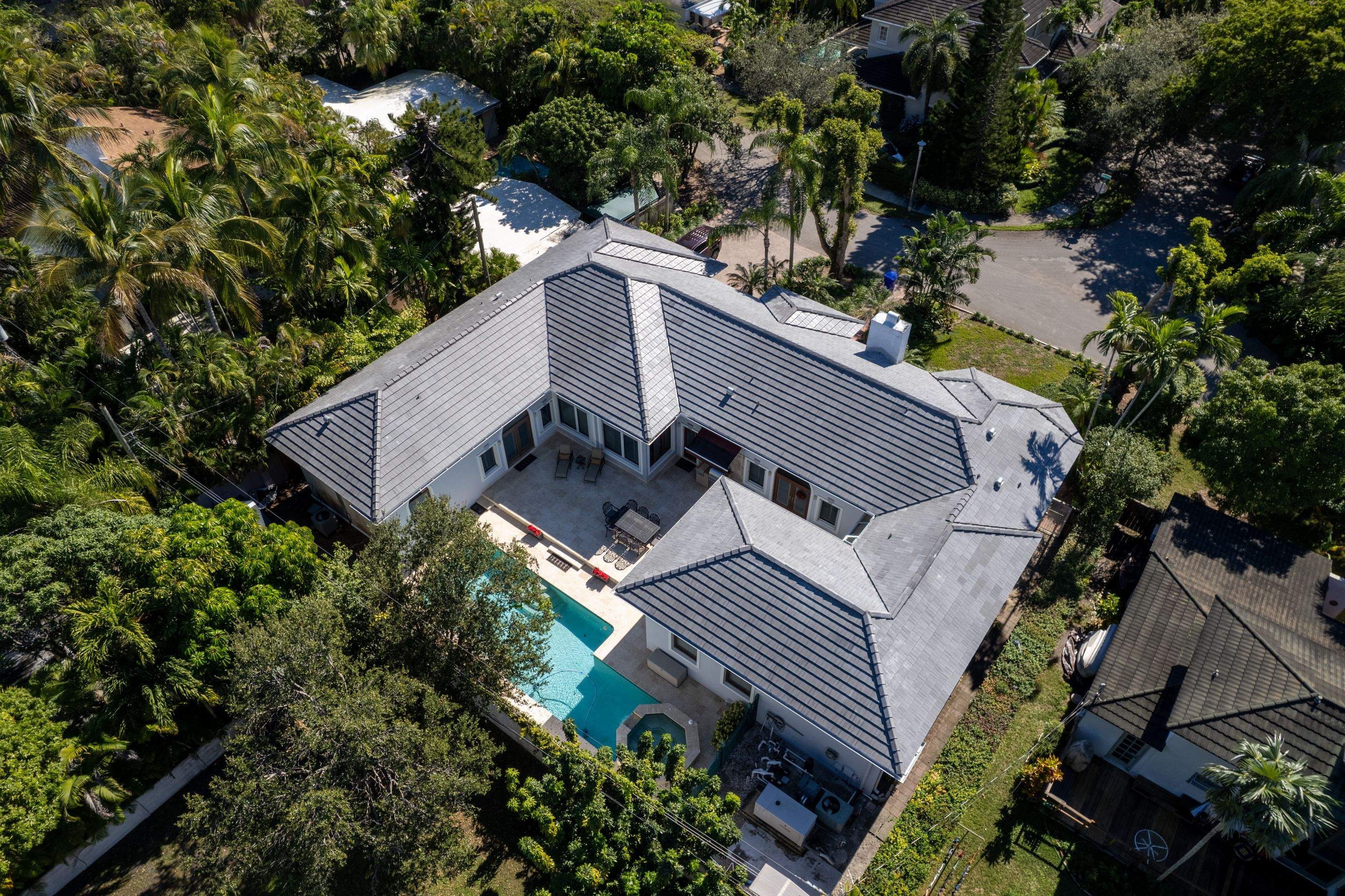 Crown Windsor Slate - Manatee Color by Istueta Roofing