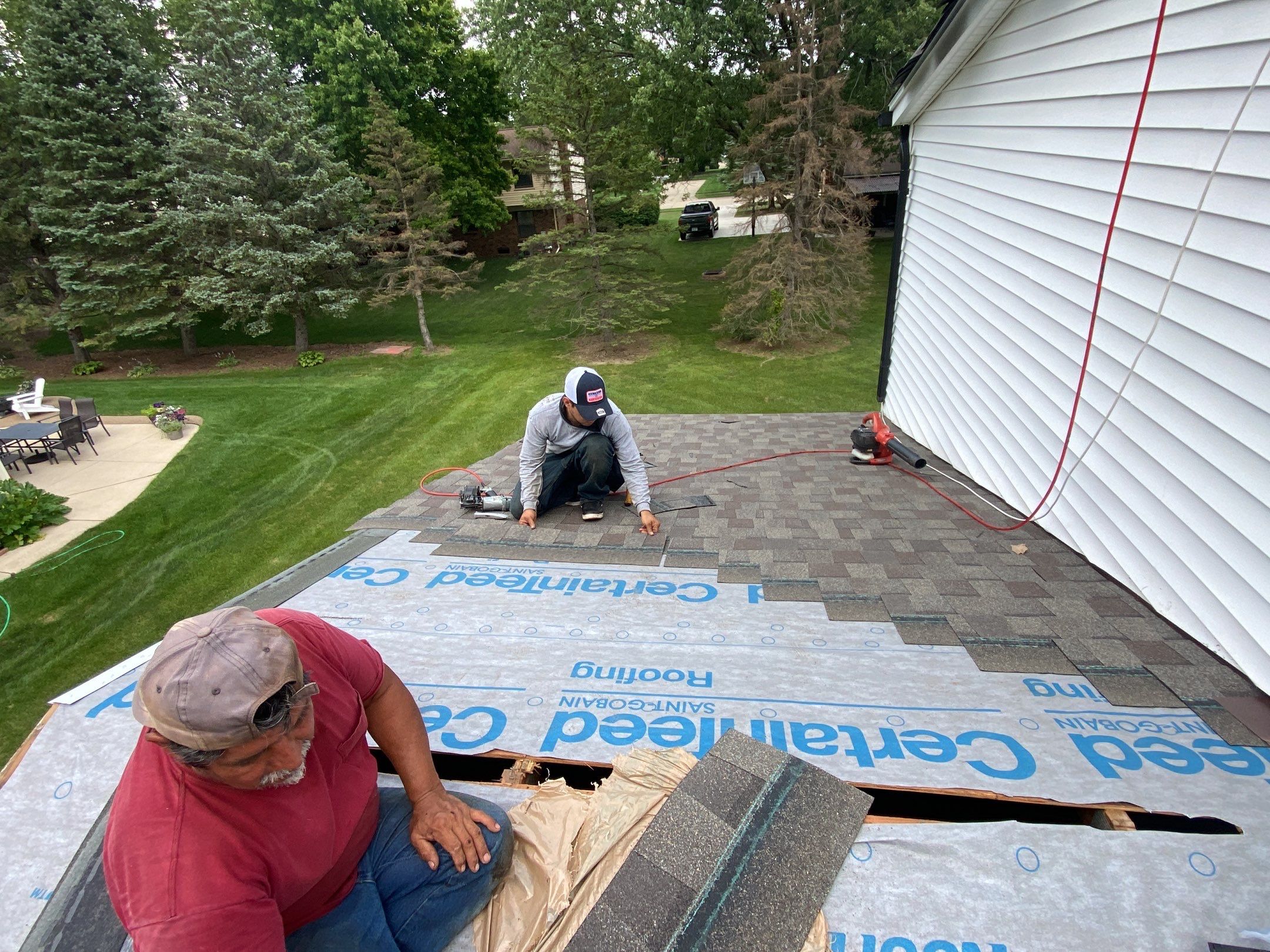 Roof Replacement using CertainTeed Landmark by 180 Contractors