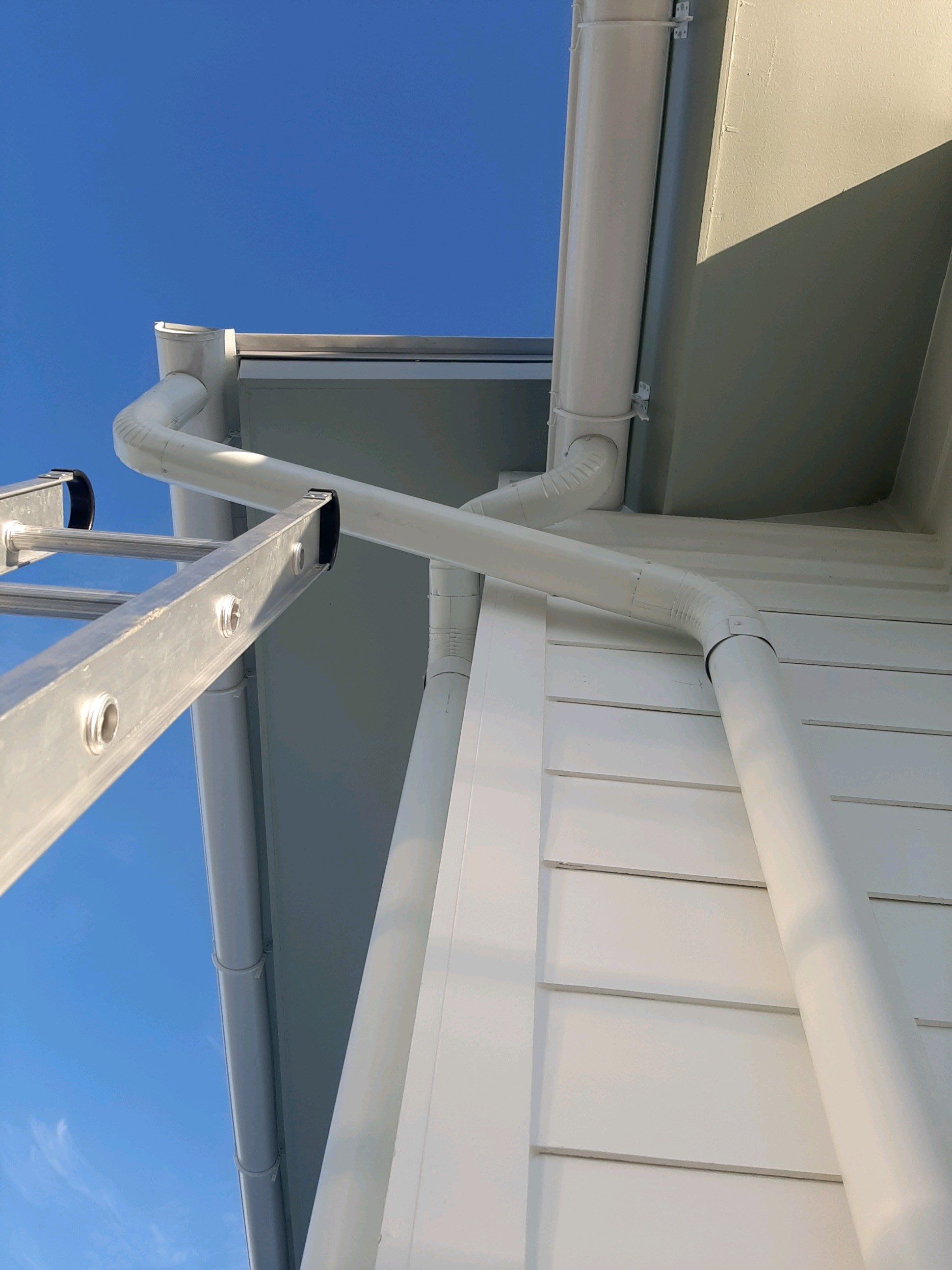 Gutter Installation Using 6 Inch Seamless Aluminum Gutters by Gutter Professors
