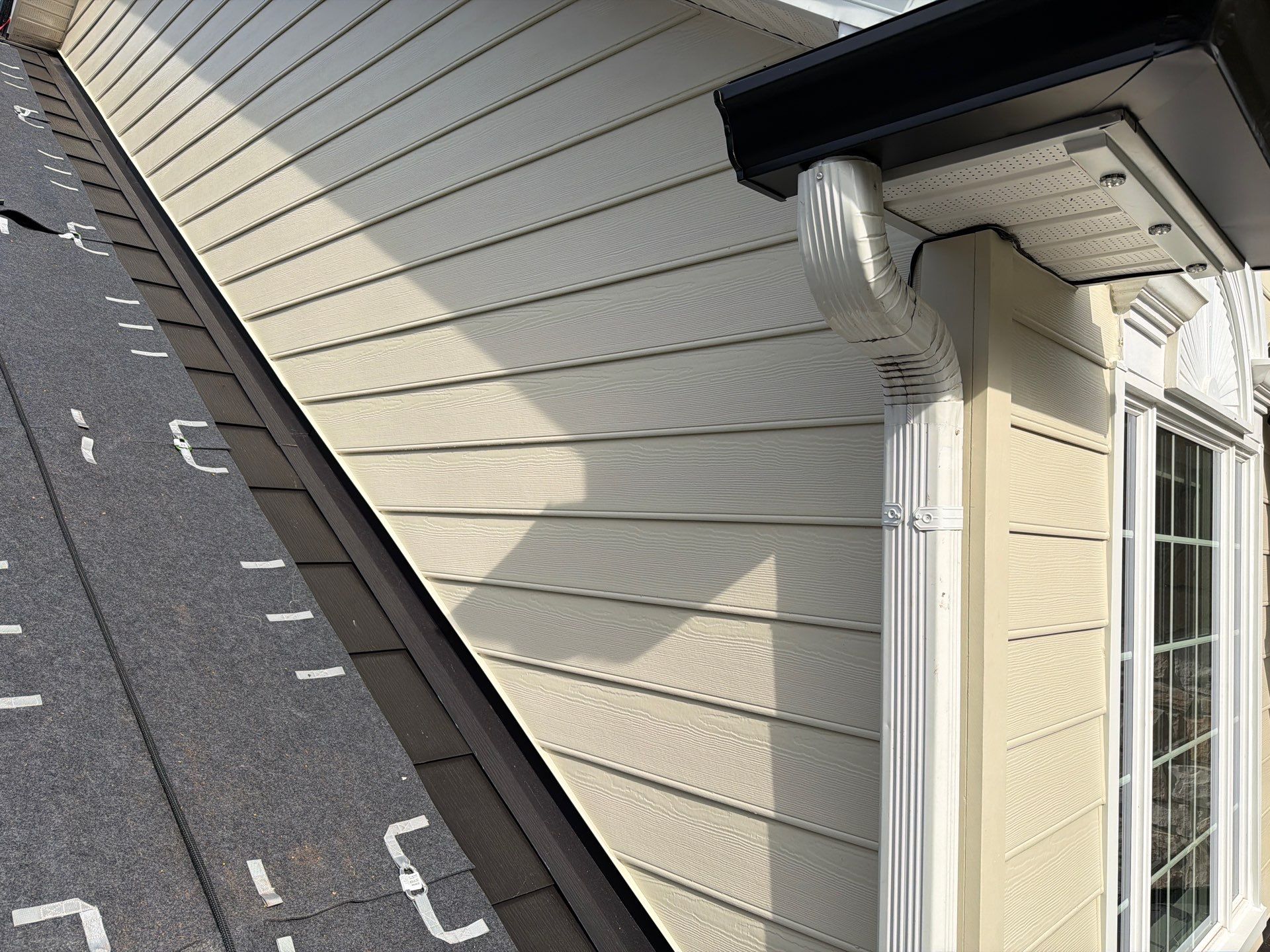 Beautiful James Hardie Siding & Tesla Solar Roof by American Home Contractors