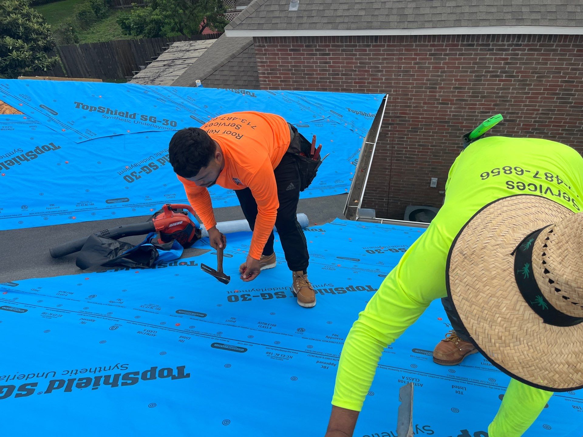Residential Roofing Installation using Owen's Corning Duration (Lifetime) Shingles by Roof Repair Company