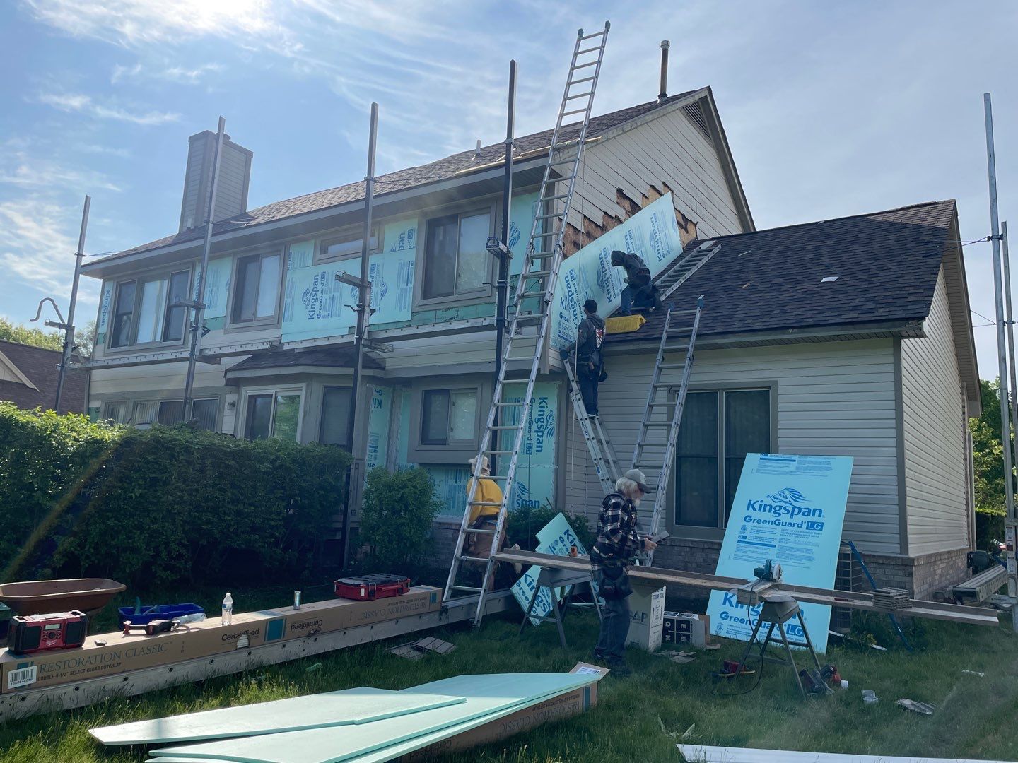 Siding Replacement using CertainTeed Restoration Classis D4 by 180 Contractors