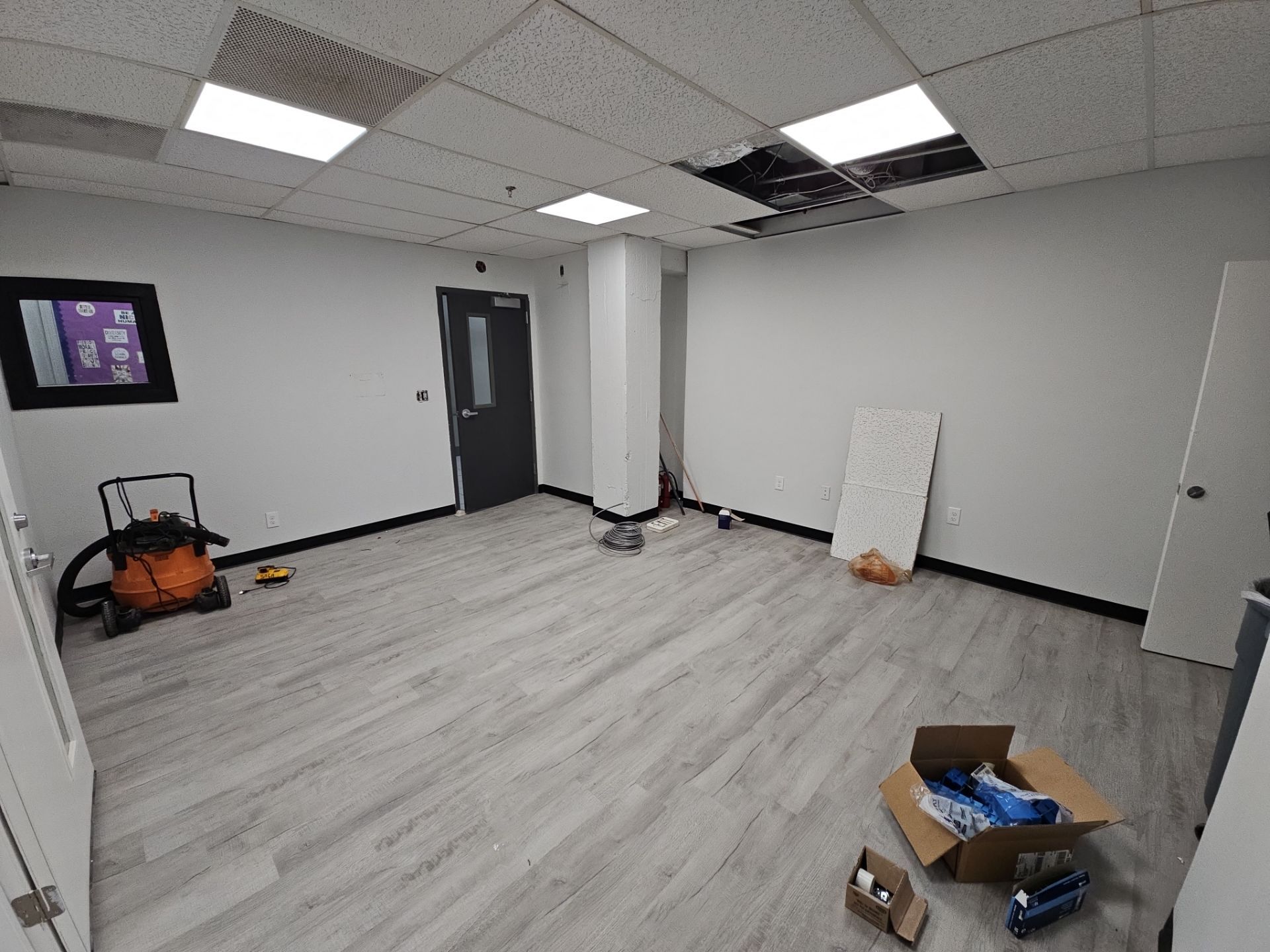 C-Store renovation at Dallas Life by EL-GC LLC 