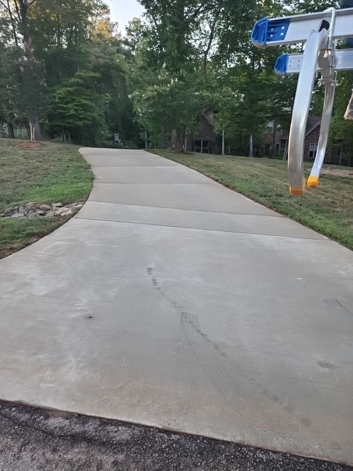 concrete Clean using cleaner by Power Wash Masters LLC