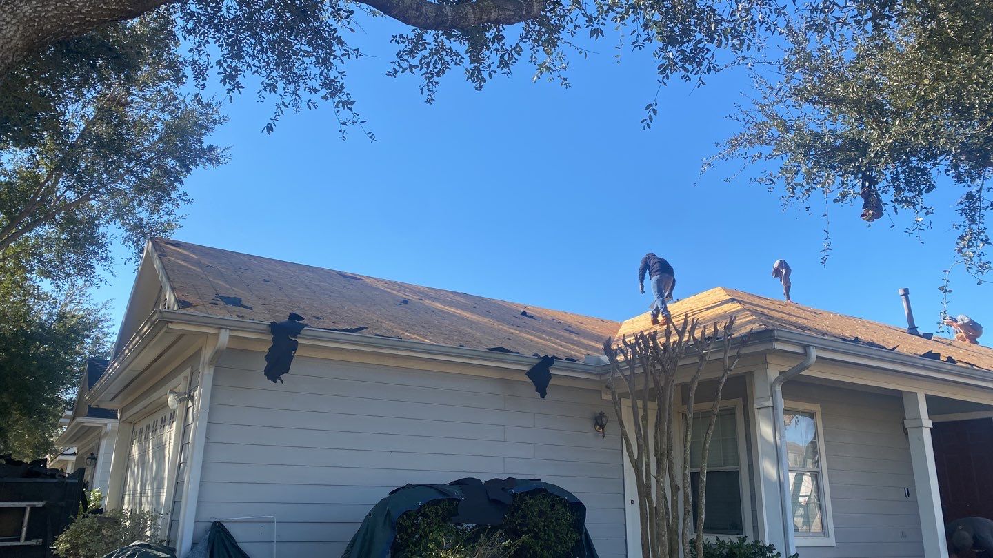 Hail Damage using Owen's Corning Duration (Lifetime) Shingles by Roof Repair Company