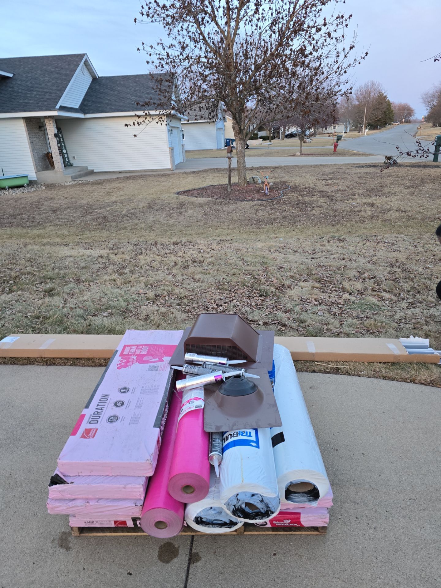 Project in Saint Joseph by CoMitted 365 Roofing & Exteriors 