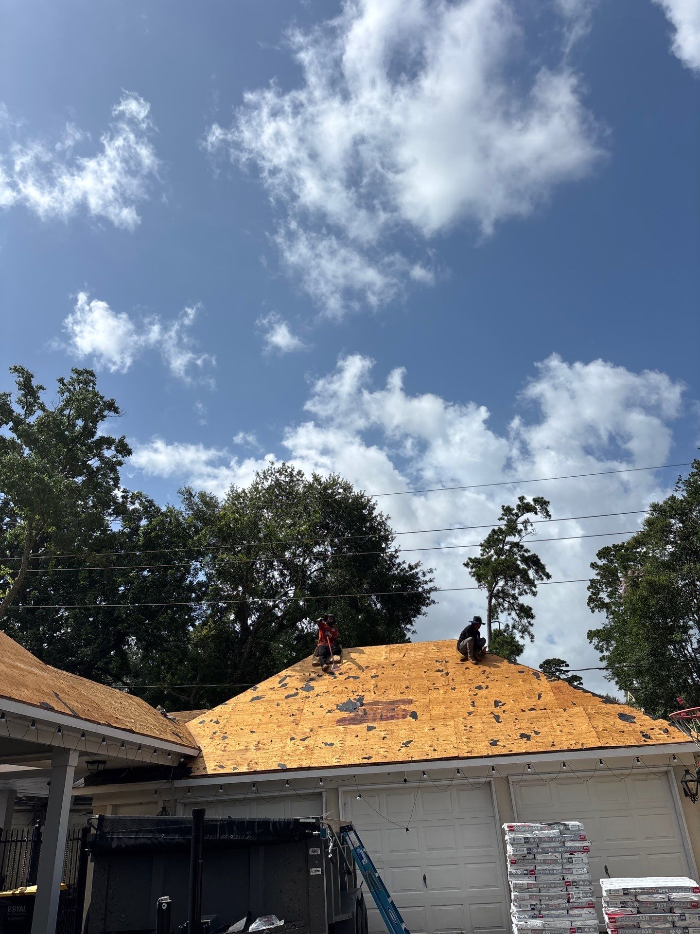 Roof Replacement Houston by Roof Repair Company