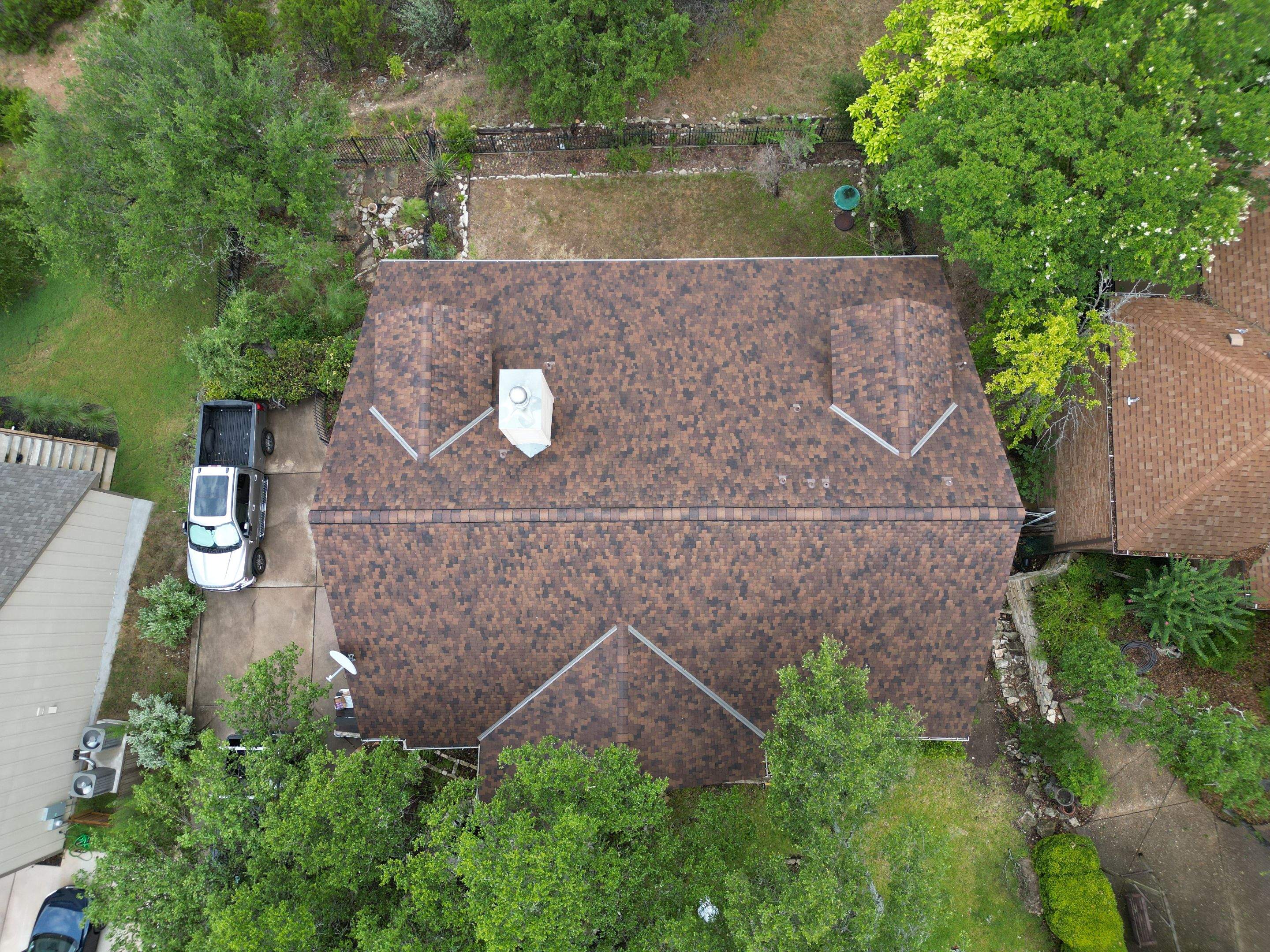 Aged Bark - CertainTeed Presidential Shake   by RoofsOnly.com