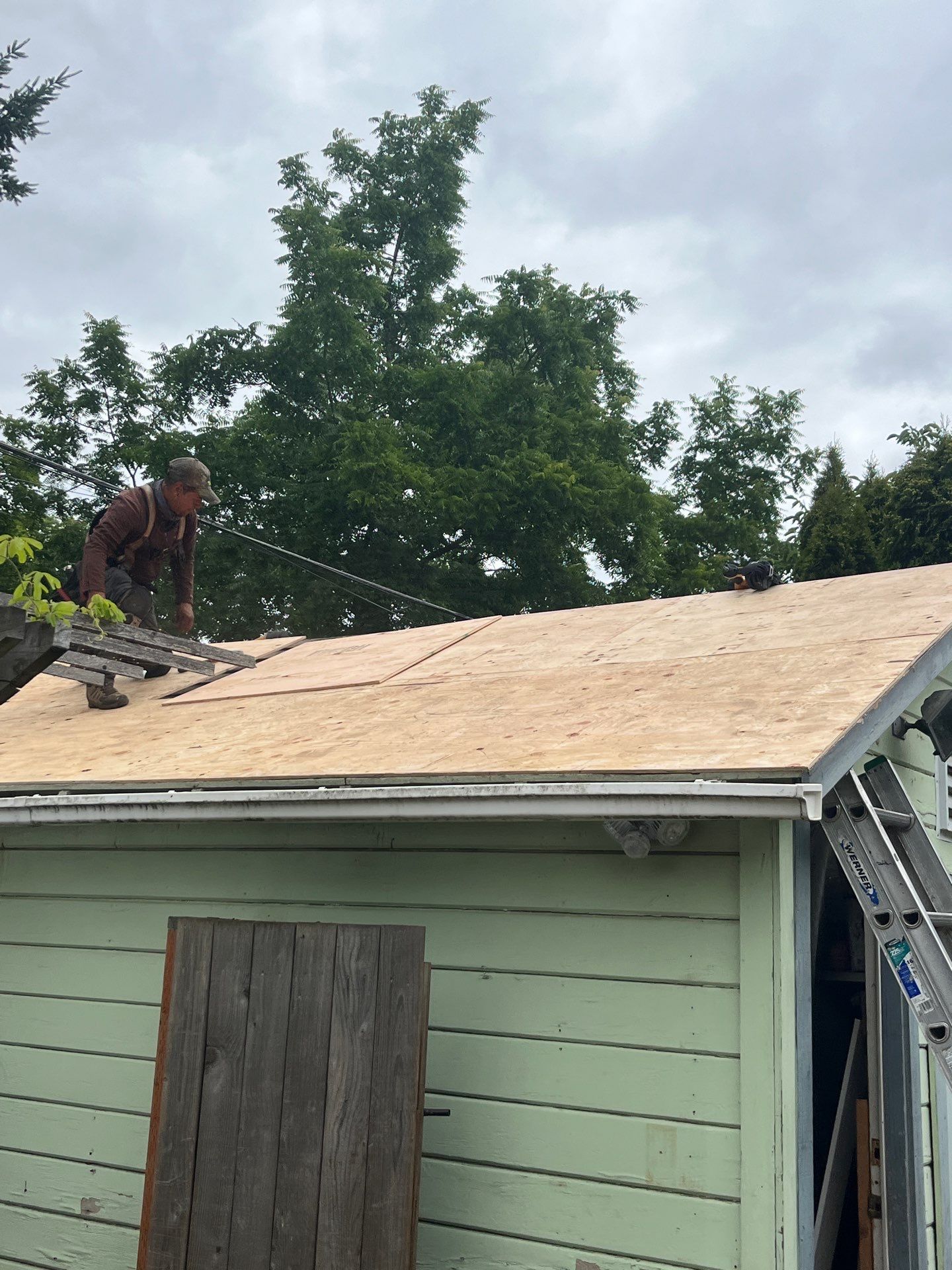 Project in Portland by Tom Leach Roofing