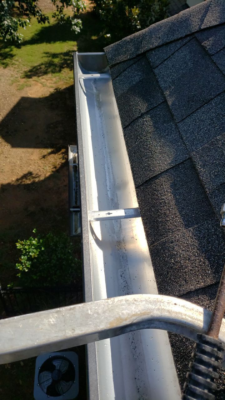 House Wash using cleaner by Power Wash Masters LLC